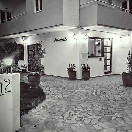 הרסוניסוס Mastorakis Hotel And Studios מראה חיצוני תמונה