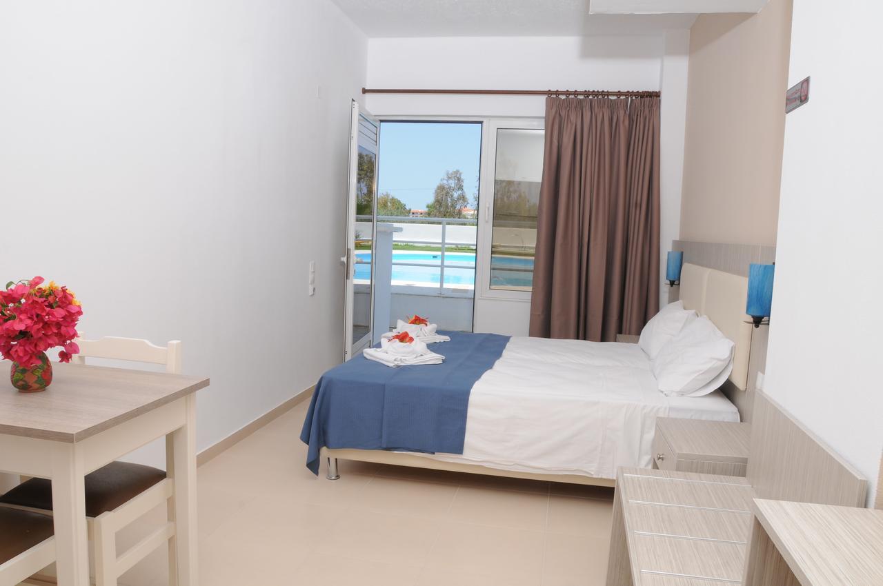 הרסוניסוס Mastorakis Hotel And Studios מראה חיצוני תמונה